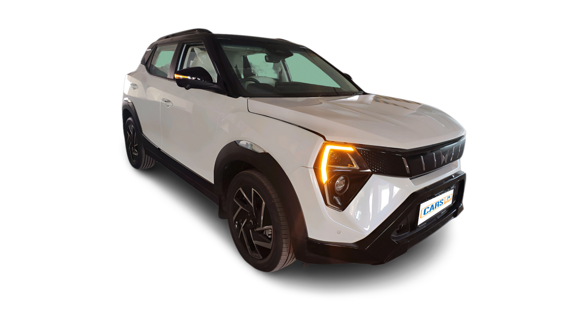 Mahindra XUV 3XO-img